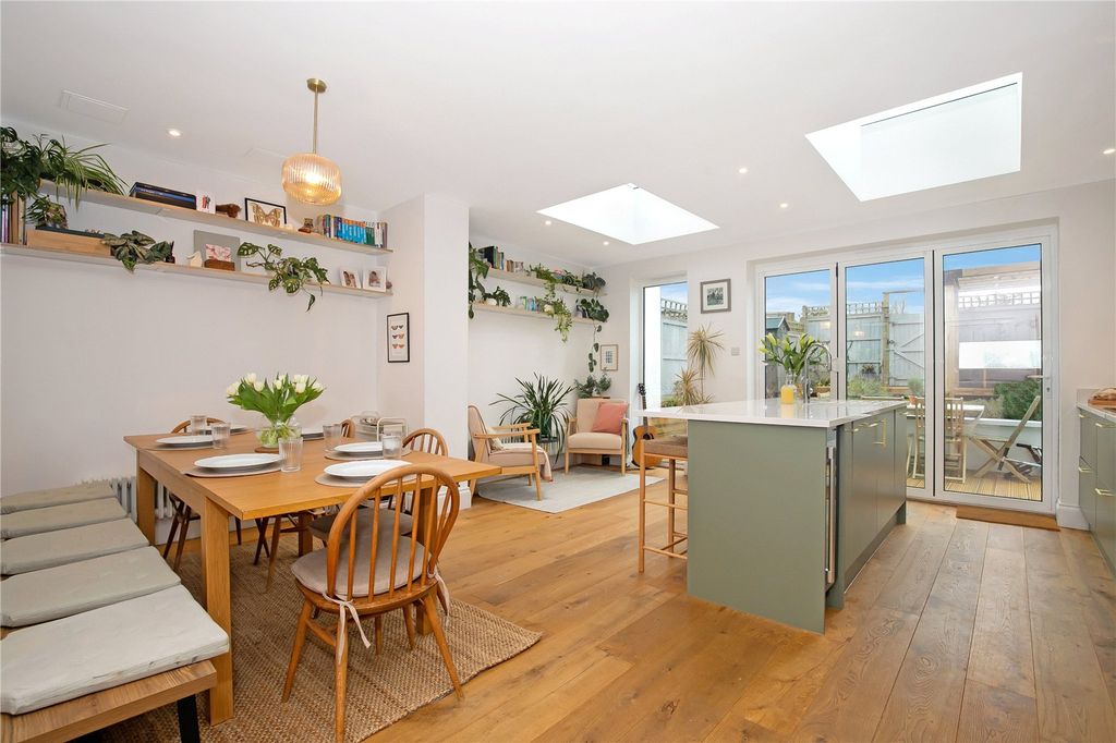 Property photo 1 of 21 Picture No. 65