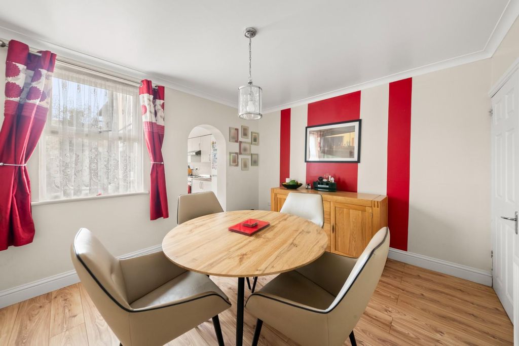 Property photo 3 of 12 Dsc_3008.Jpg