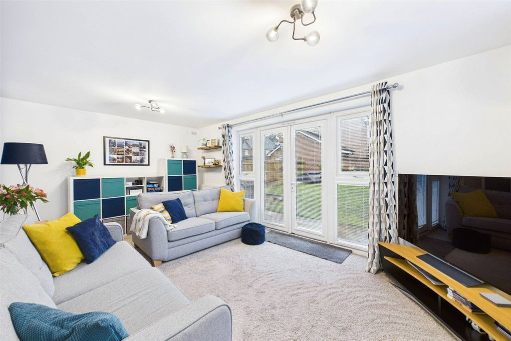 Property photo 3 of 15 Picture No. 18