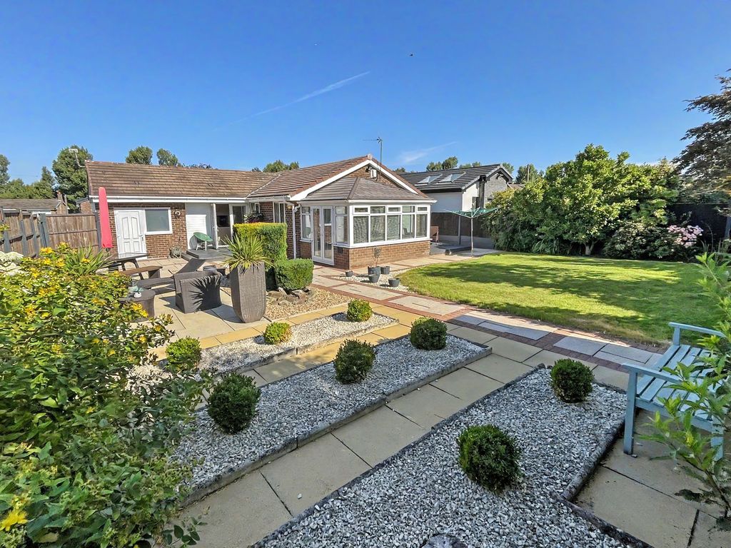 Property photo 2 of 45