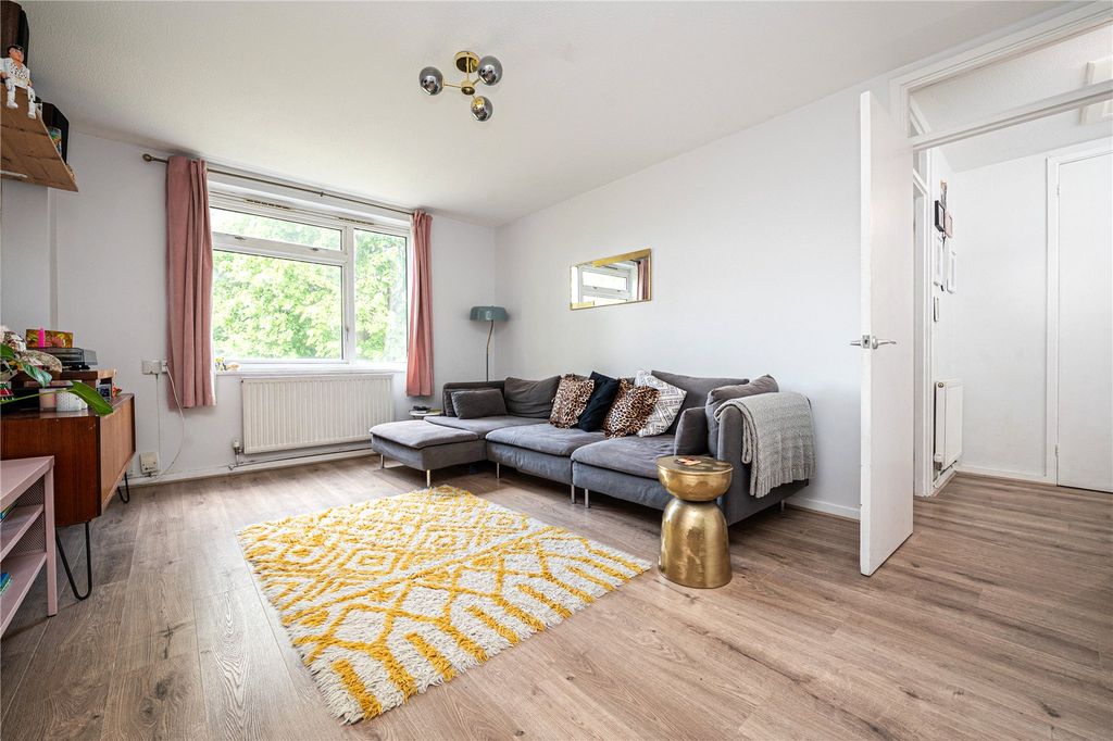 Property photo 2 of 15 Picture No. 07