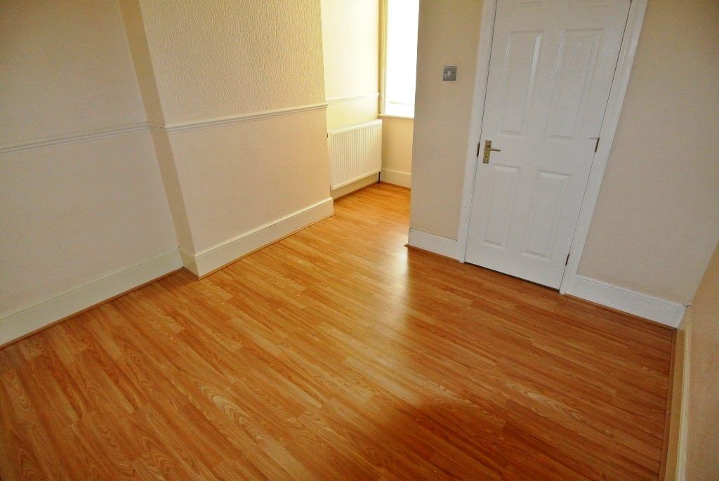 Property photo 2 of 4 Gallery