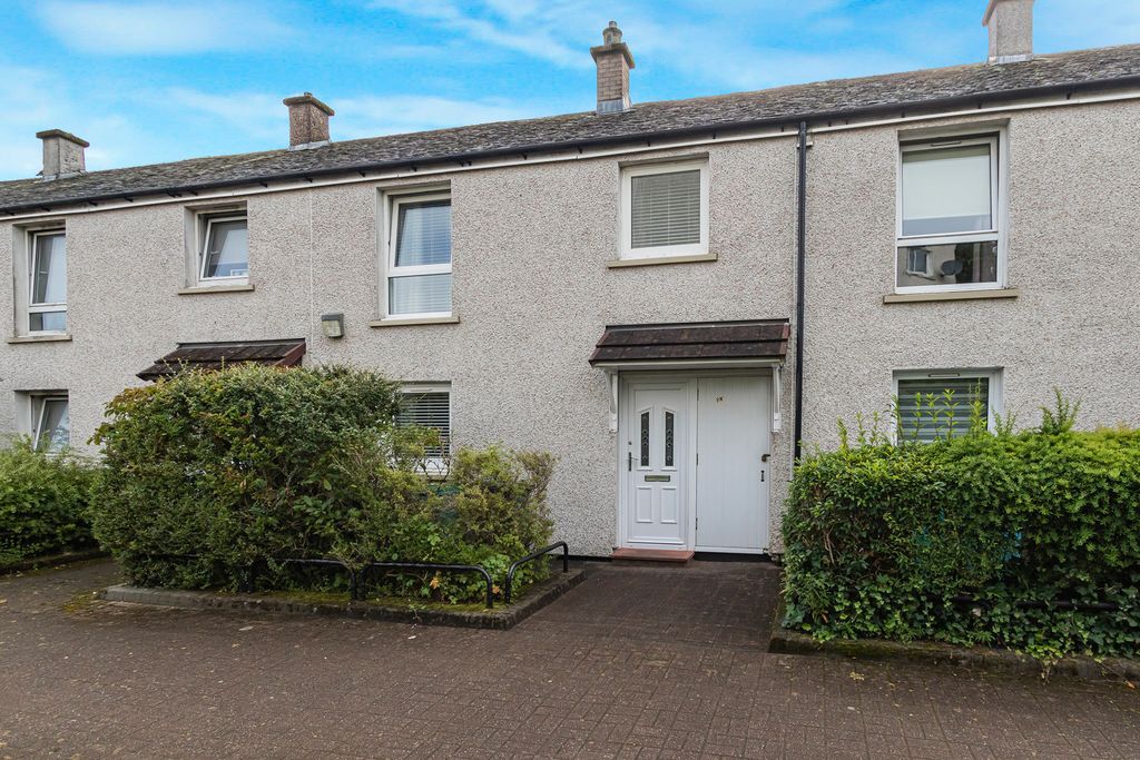 Property photo 2 of 22
