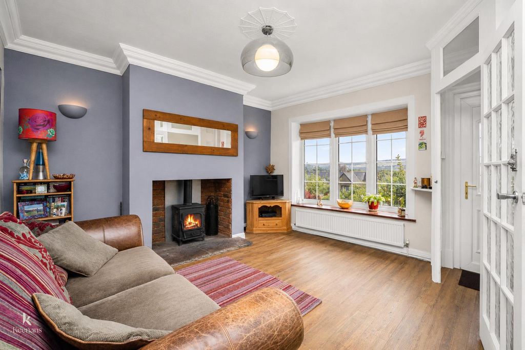 Property photo 3 of 45 3.Jpg