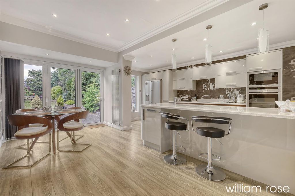 Property photo 3 of 25 22_Img_1663_15 Copy 2.Jpg