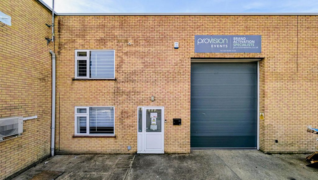 Property photo 1 of 6 1Web2.Jpg