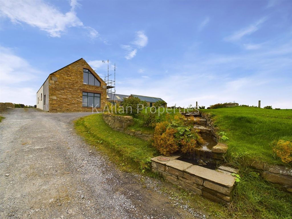 Property photo 2 of 34