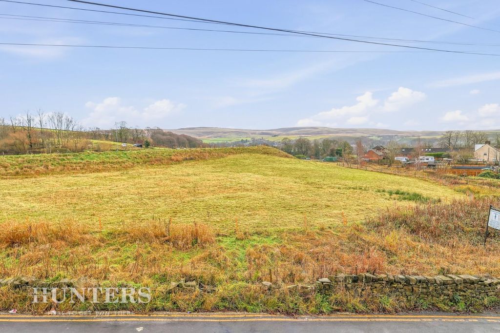 Property photo 2 of 19 View