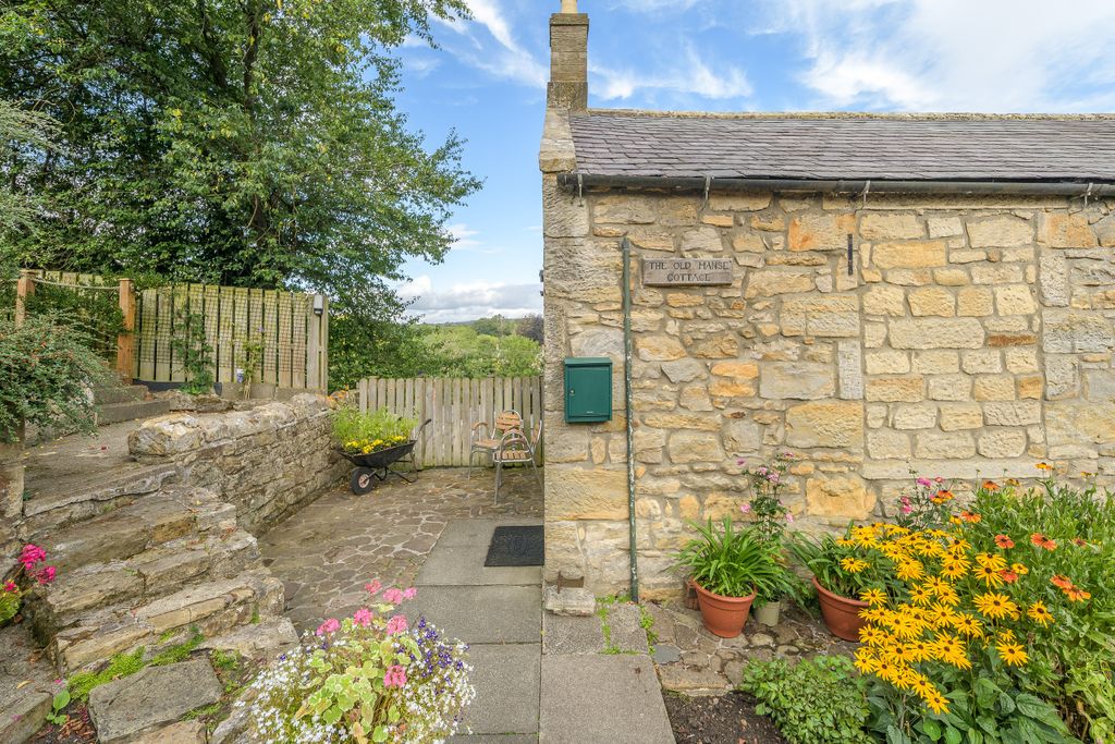 Property photo 2 of 39 Photo 2