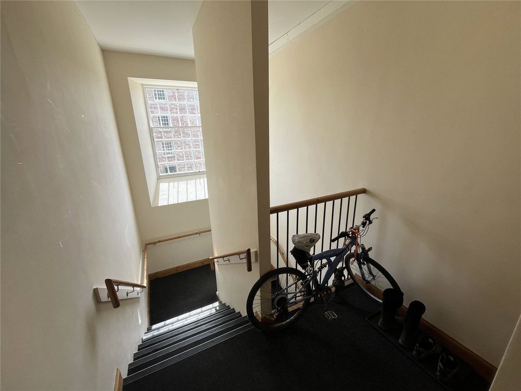 Property photo 2 of 11 Picture No. 03