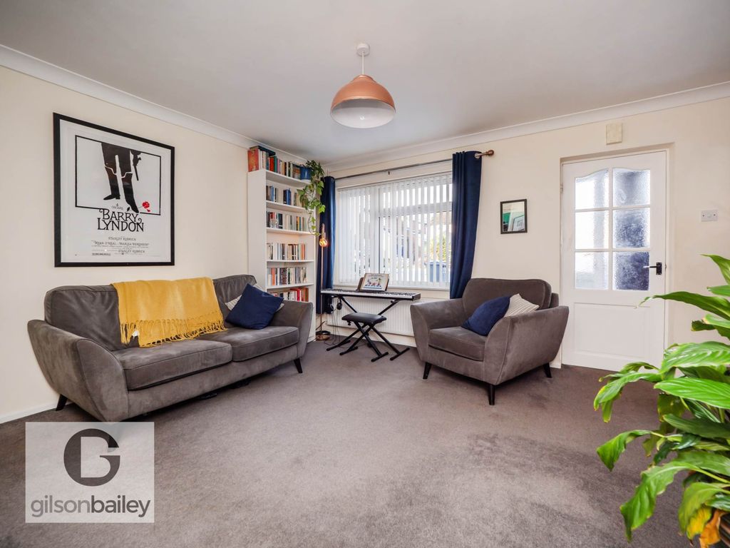 Property photo 2 of 21