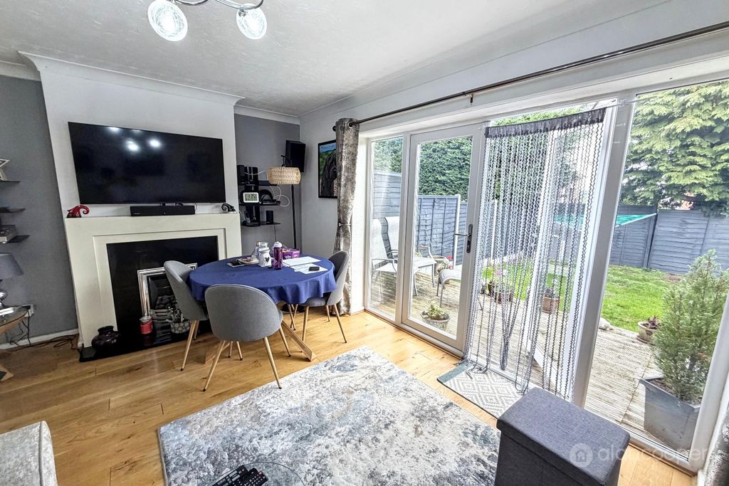 Property photo 2 of 10 5539165