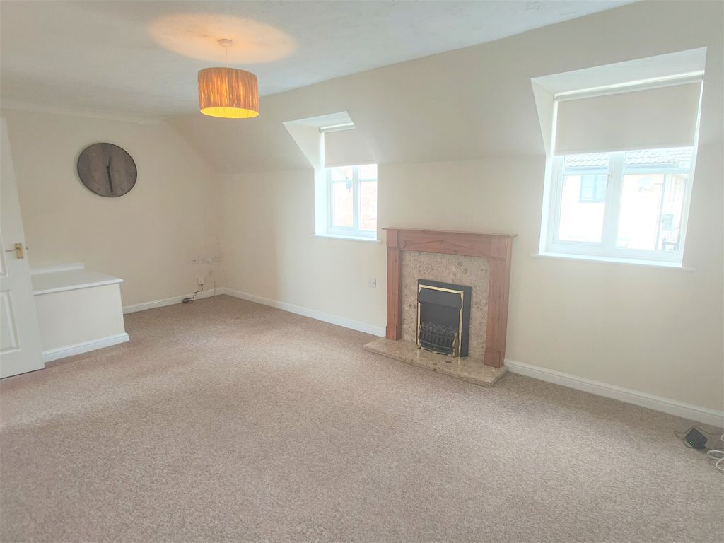 Property photo 3 of 11 Image
