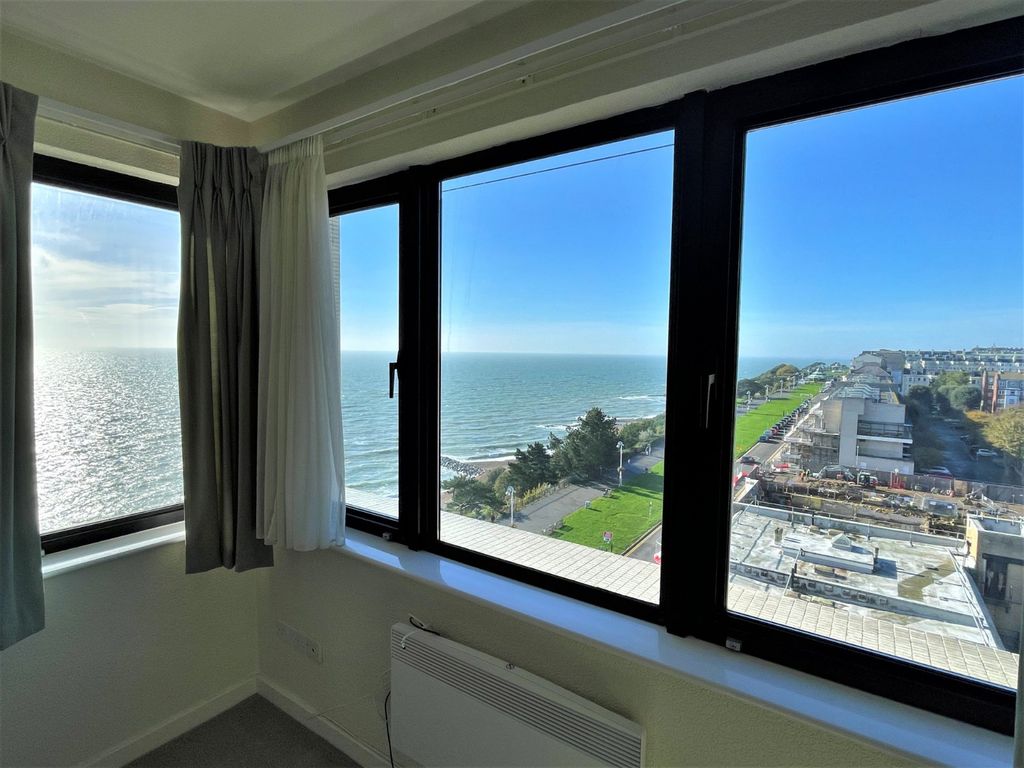 Property photo 2 of 18 Sea View