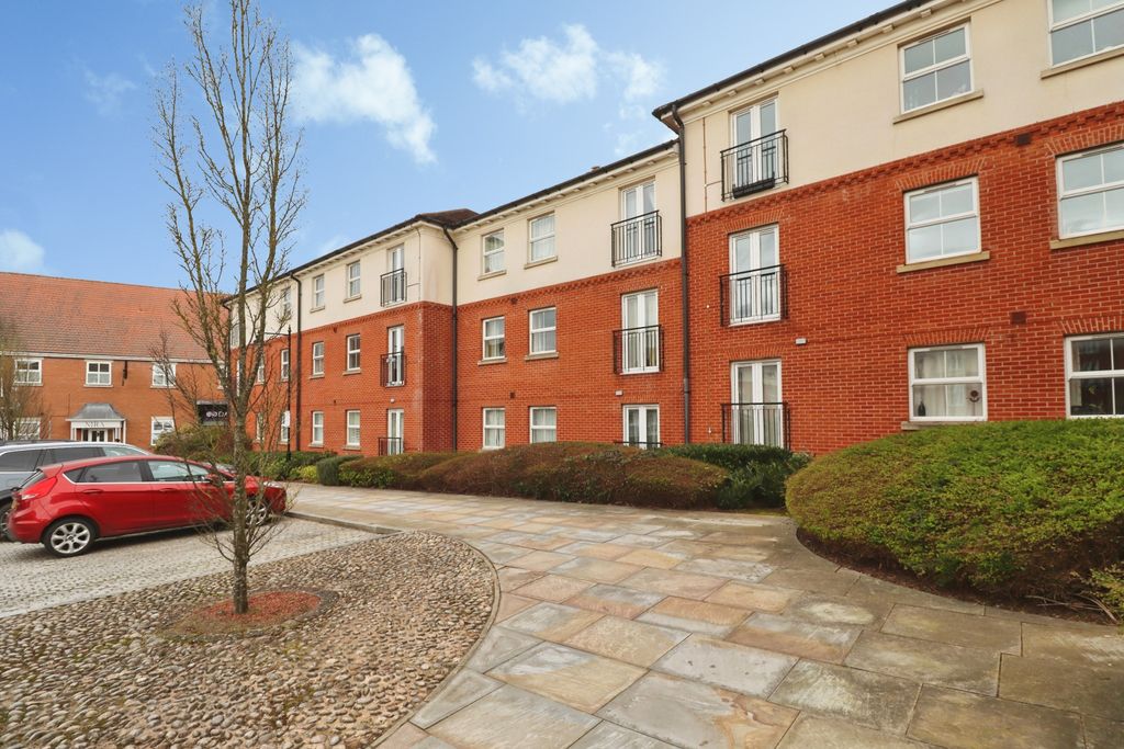 Property photo 1 of 11