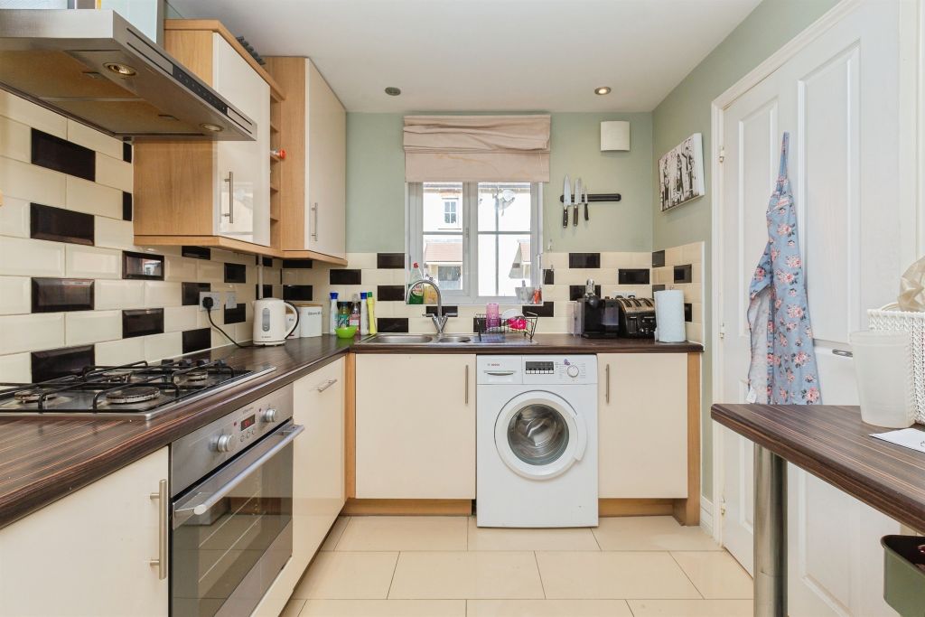 Property photo 3 of 17