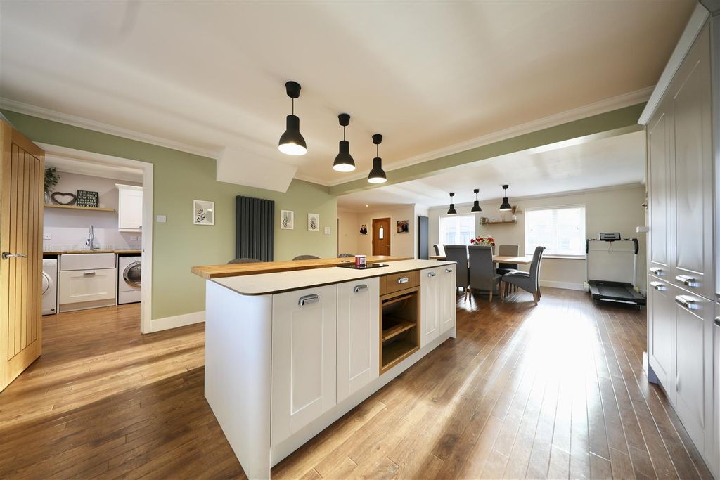 Property photo 3 of 40 0A9A6085.Jpg