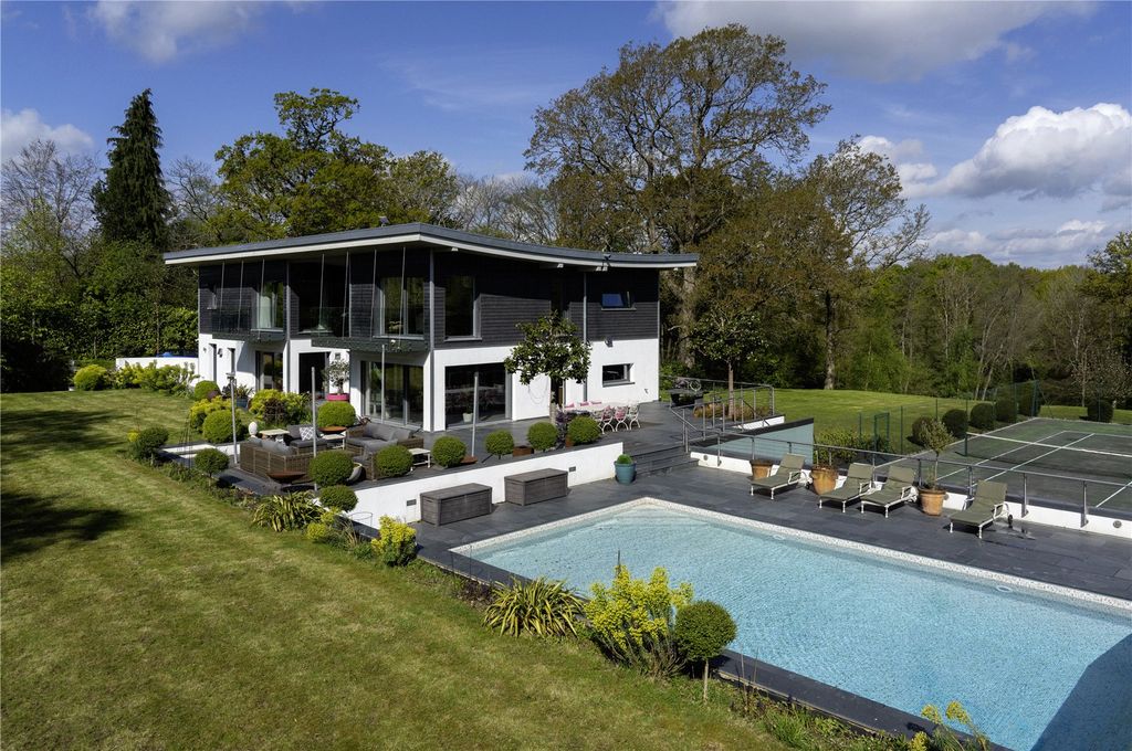 Property photo 1 of 27 Tanglewood