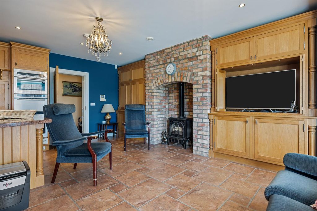 Additional image 17 of 5 bed farm for sale80 Hillsborough Road, Moneyreagh, Newtownards BT23