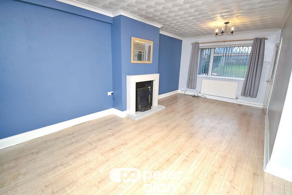 Property photo 2 of 14 Image