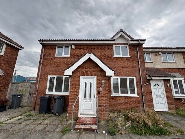 Property photo 1 of 8 External