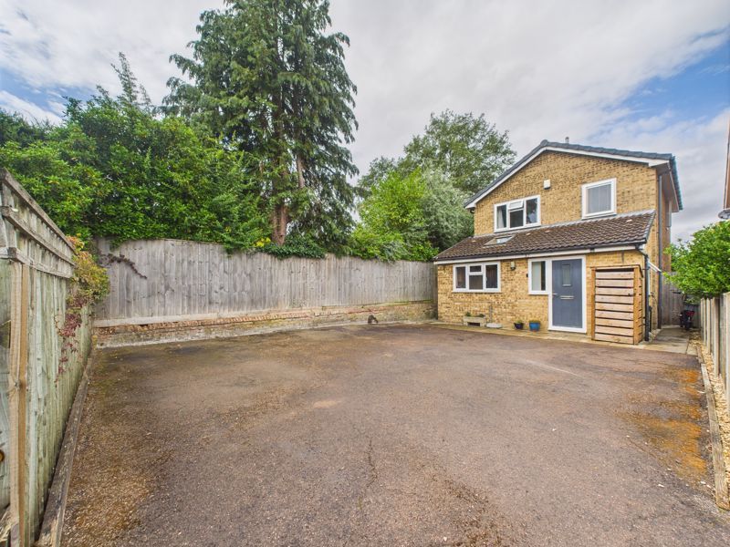 Property photo 1 of 19 Front