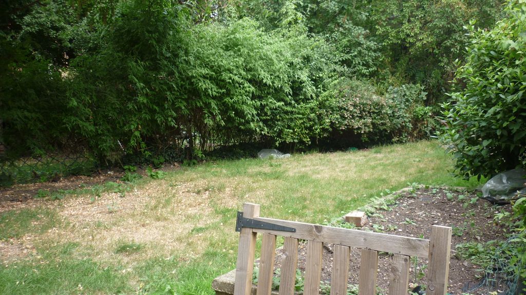Property photo 2 of 8