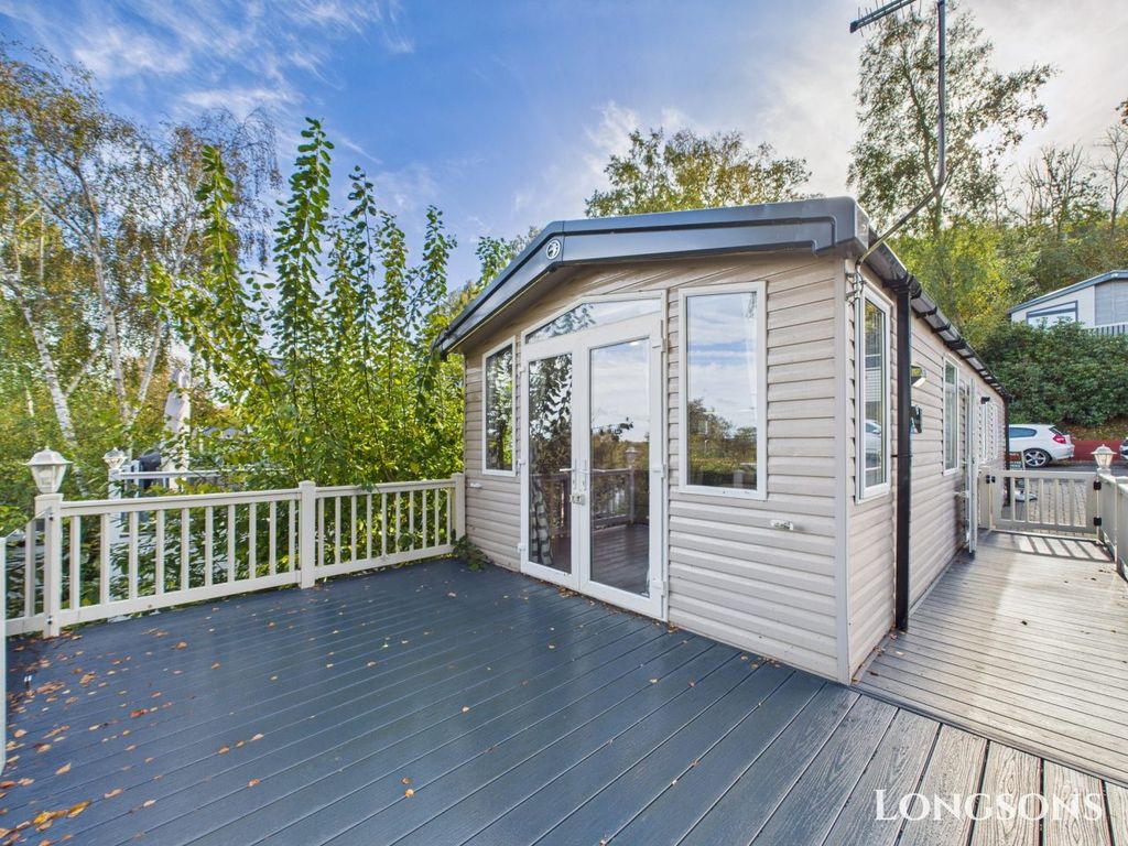 Property photo 1 of 24 Cam02173G0 Pr0279 Still036