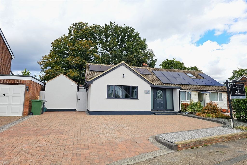 Property photo 1 of 10 (Main)