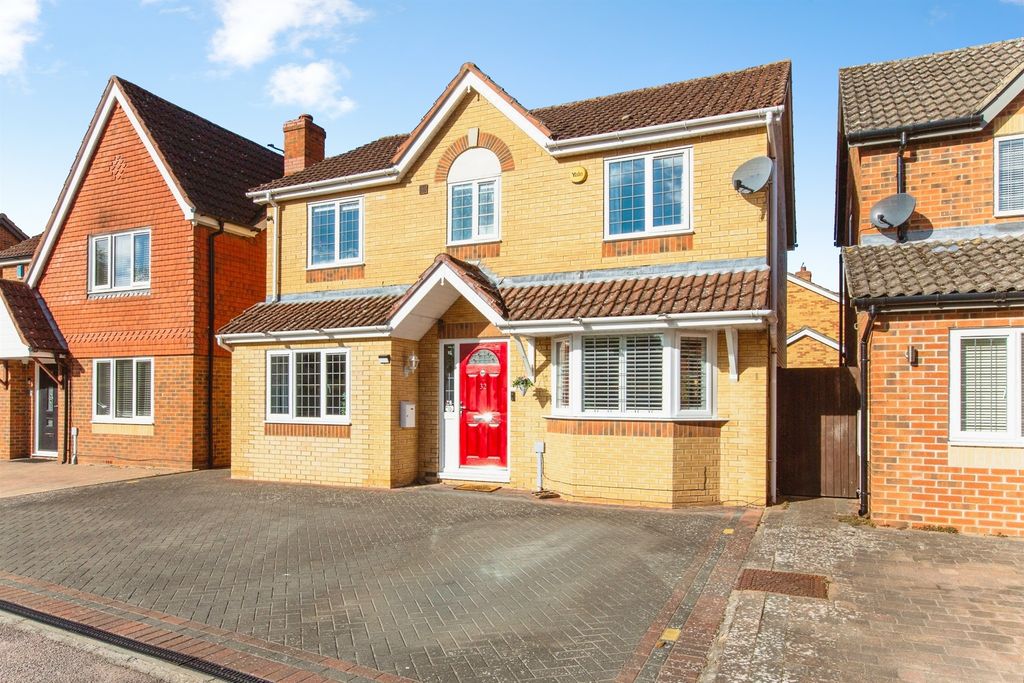Property photo 1 of 18
