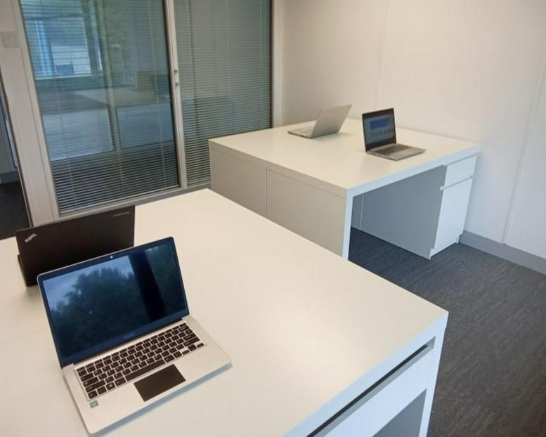 Property photo 2 of 23