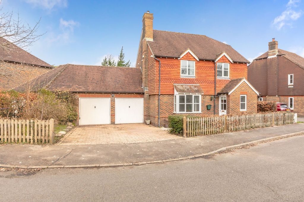 Property photo 1 of 25