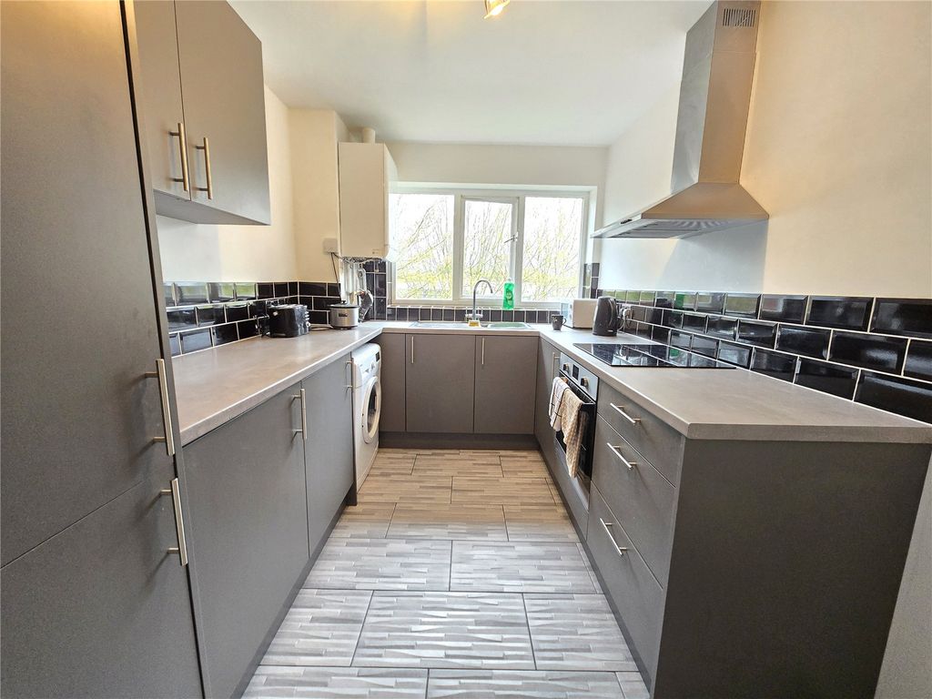 Property photo 2 of 10 Picture No. 08