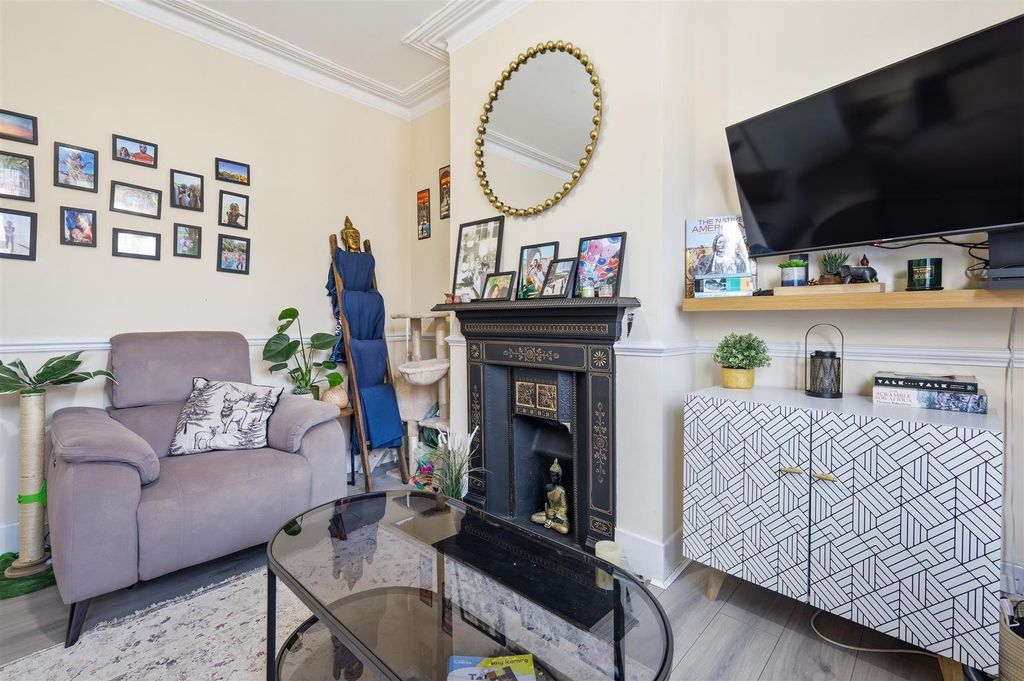 Property photo 3 of 28 Img_5155.Jpg