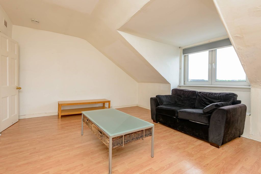 Property photo 3 of 16 Property Image 3