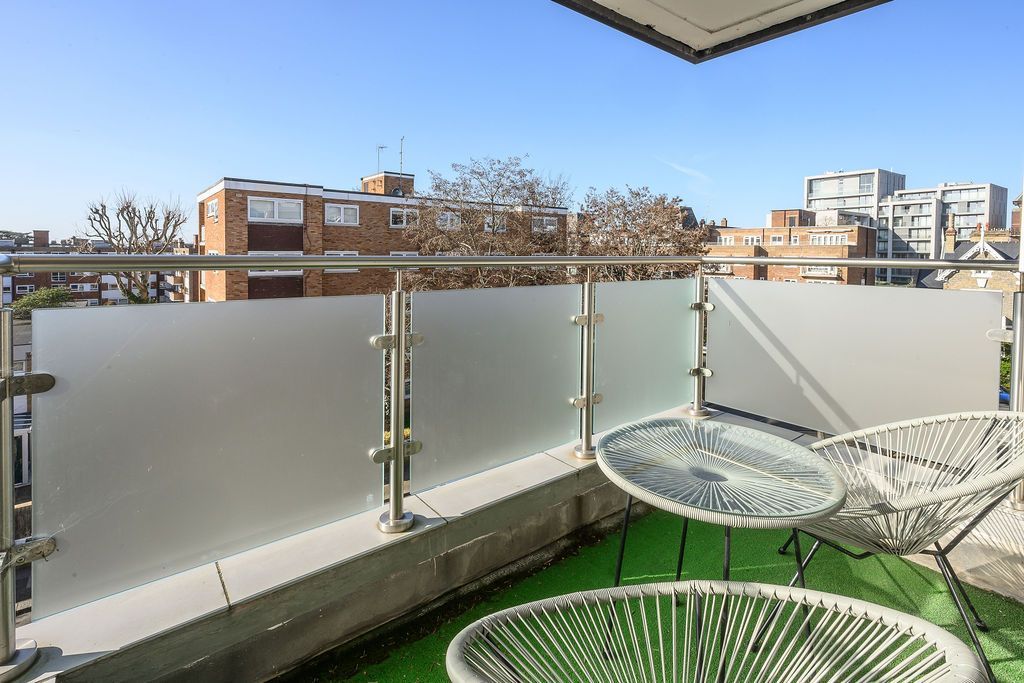 Property photo 3 of 14