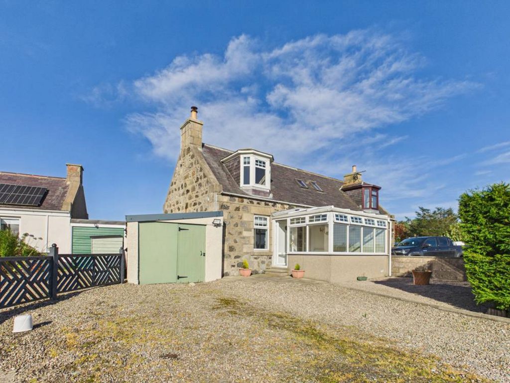 Property photo 2 of 36
