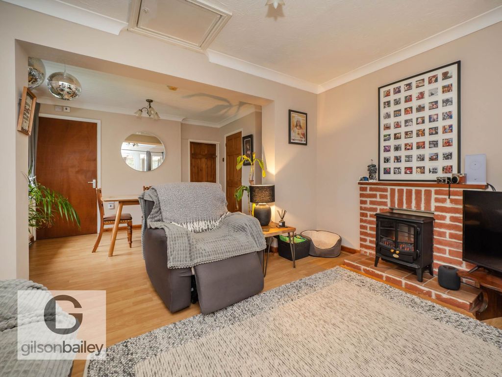 Property photo 2 of 26
