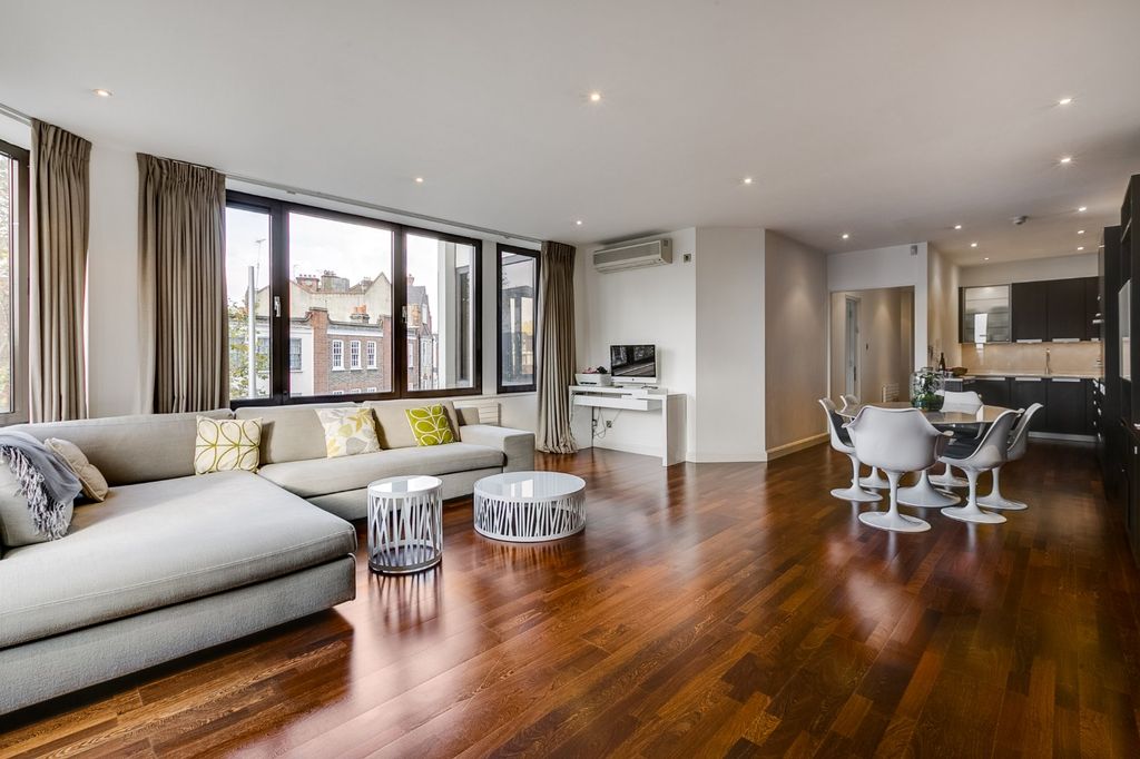 Property photo 1 of 10 Reception Room
