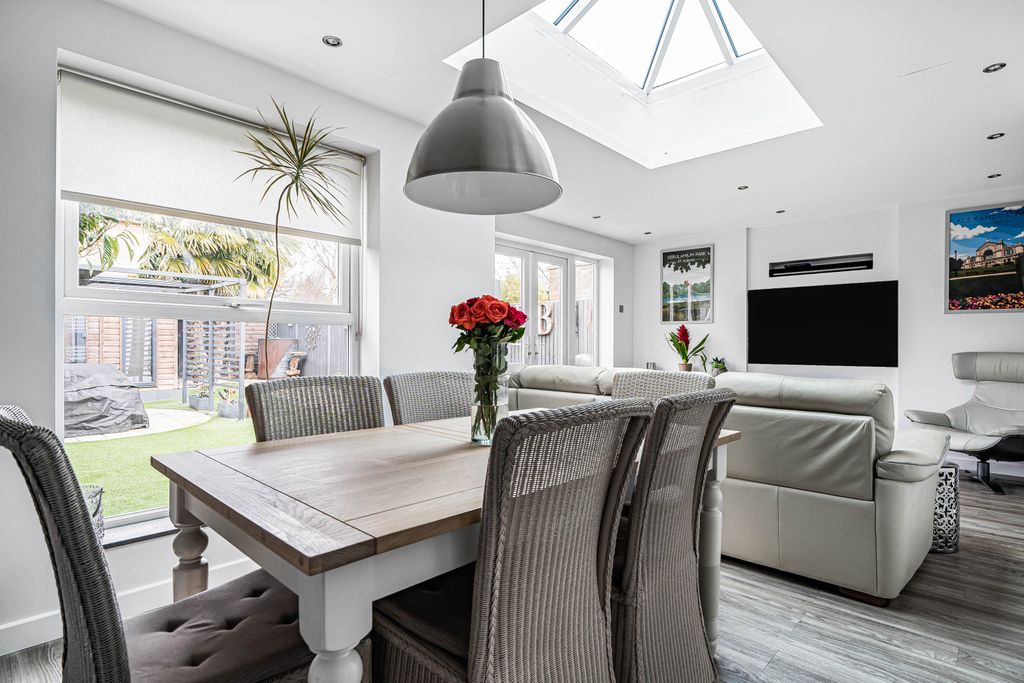 Property photo 2 of 23 Dining/Family Room