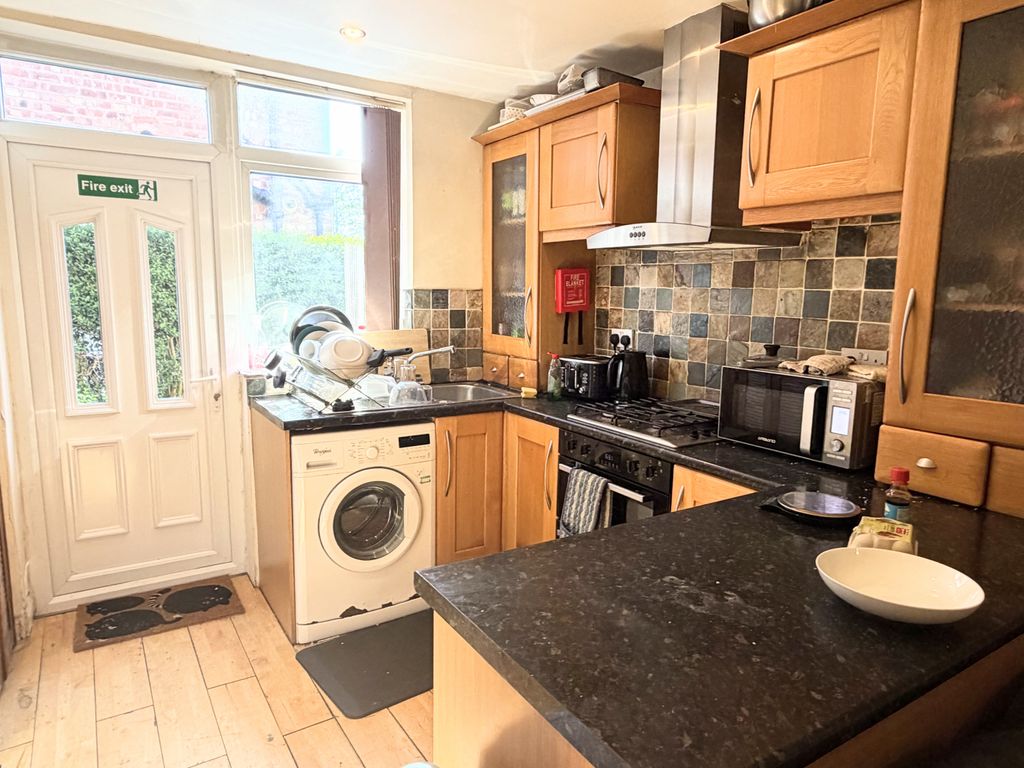 Property photo 3 of 7 Img_4985