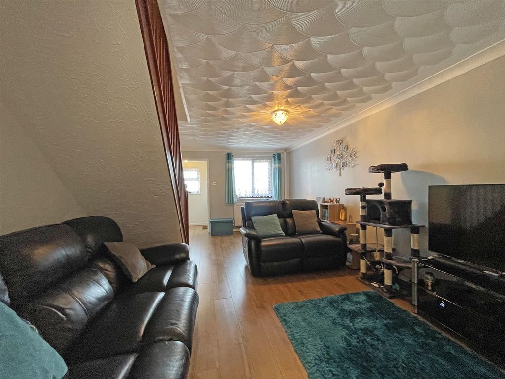 Property photo 3 of 16 Coombe Way 65 - Lounge 3...Jpg