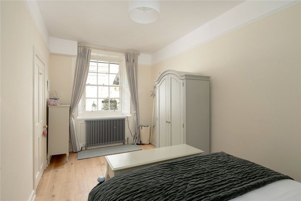 Additional image 11 of 2 bed flat for saleMoray Place, New Town, Edinburgh EH3