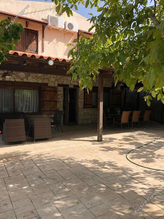 Property photo 1 of 15