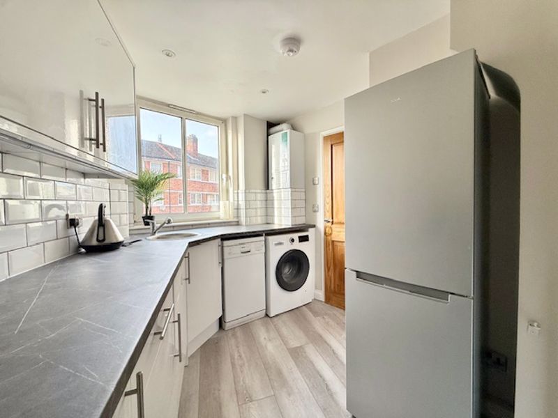 Property photo 3 of 12 Photo 16