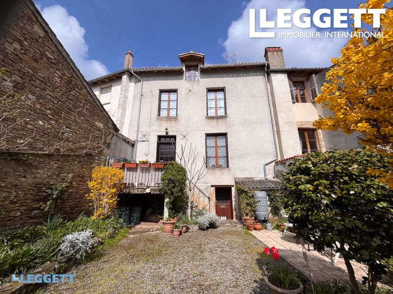 Property photo 1 of 10