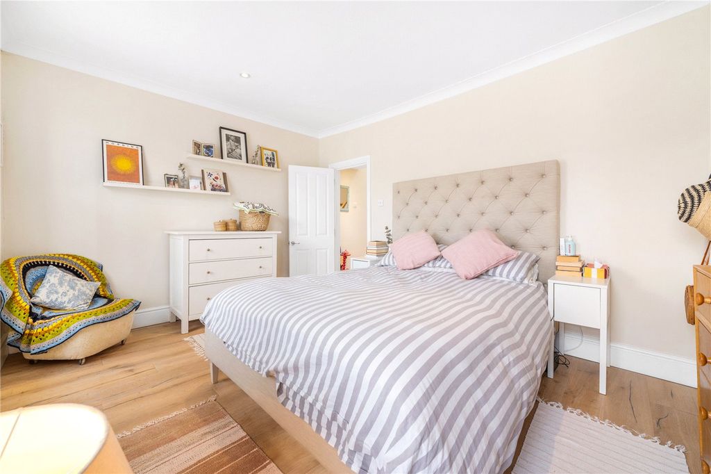 Property photo 2 of 16 Bedroom One