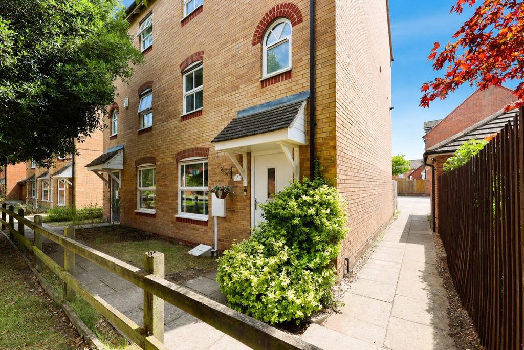 Property photo 1 of 27 5258080