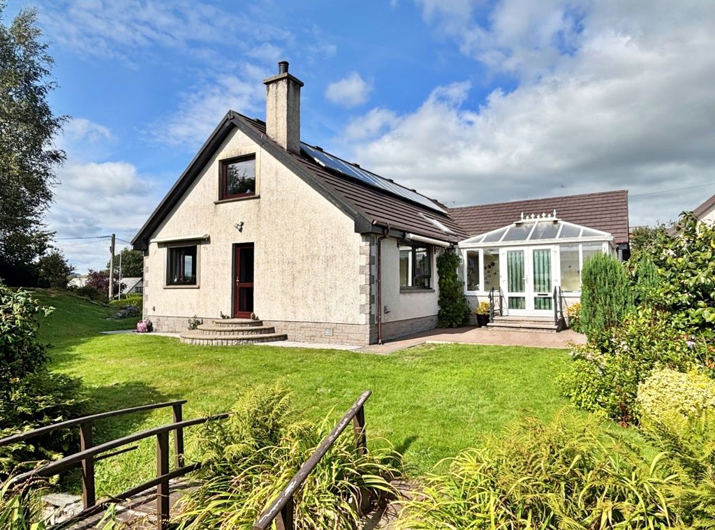 Property photo 2 of 38