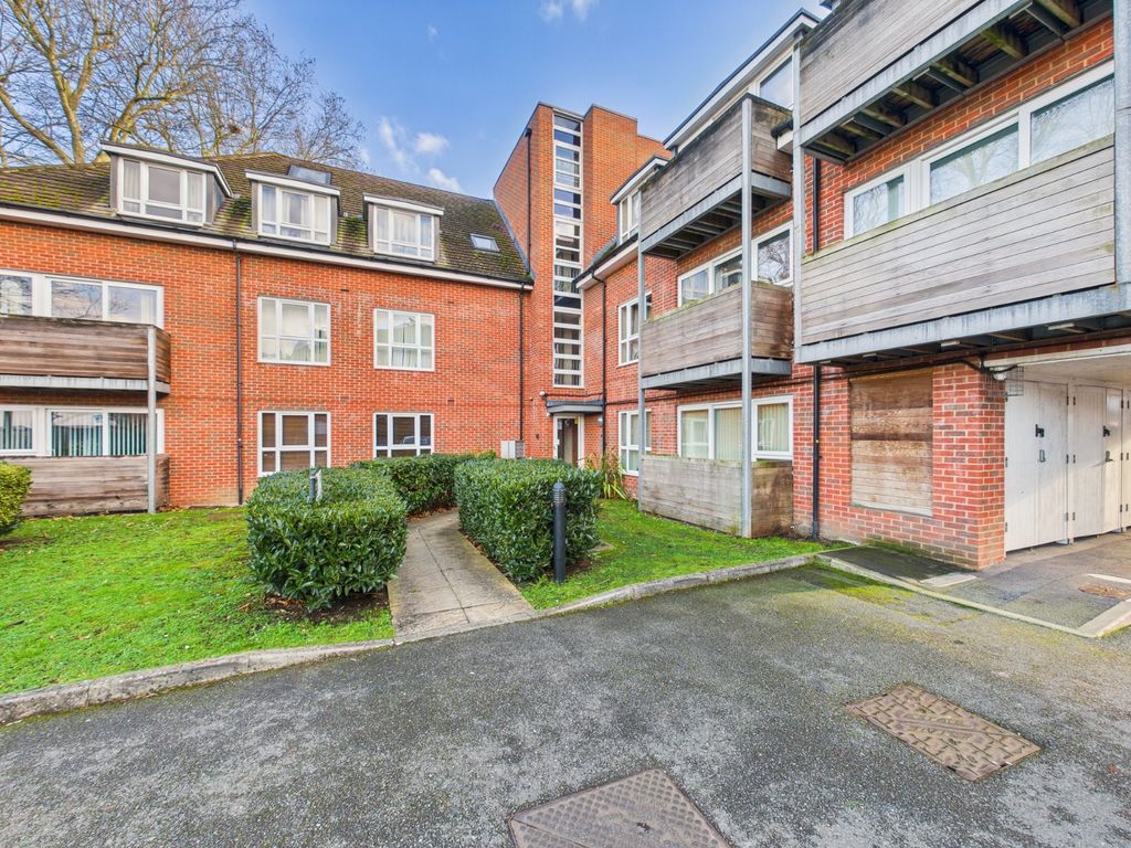 Property photo 3 of 7 Picture No. 14